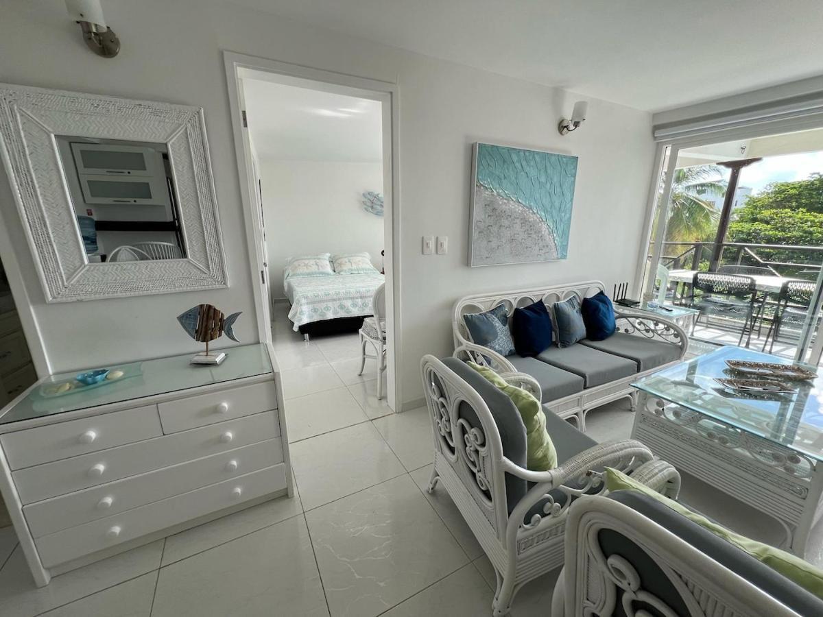Remodelado Con Balcon Y Cerca A Playas Apartment